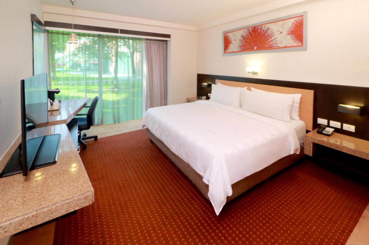 Holiday Inn San Luis Potosi-Quijote By Ihg Exterior photo